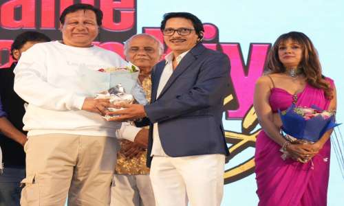 फिल्म “मैंने प्यार किया फिर से” का शानदार आगाज़