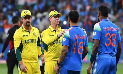 चैंपियंस ट्रॉफी से बाहर हुए ऑस्ट्रेलिया को स्टीव स्मिथ का बड़ा झटका, वनडे से लिया संन्यास